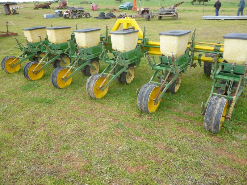 Row Crop Planters 6 Row JD Mason Machinery & Equipment